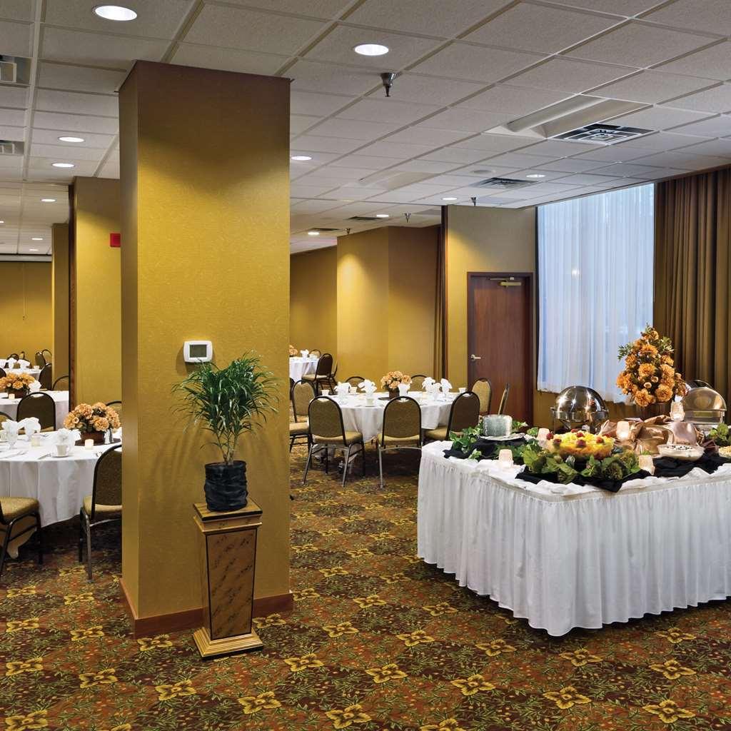 Radisson Hotel Bismarck  Kültér fotó