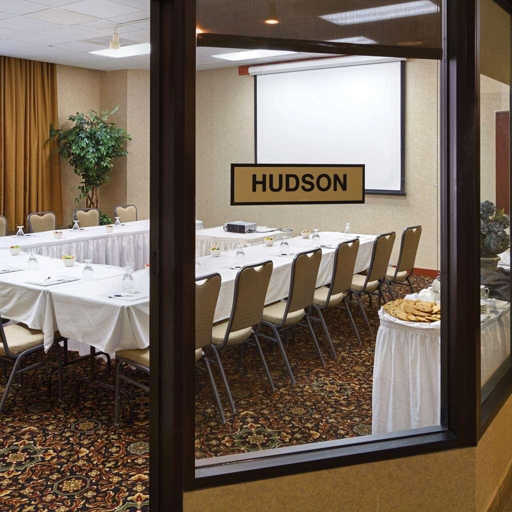 Radisson Hotel Bismarck  Kültér fotó