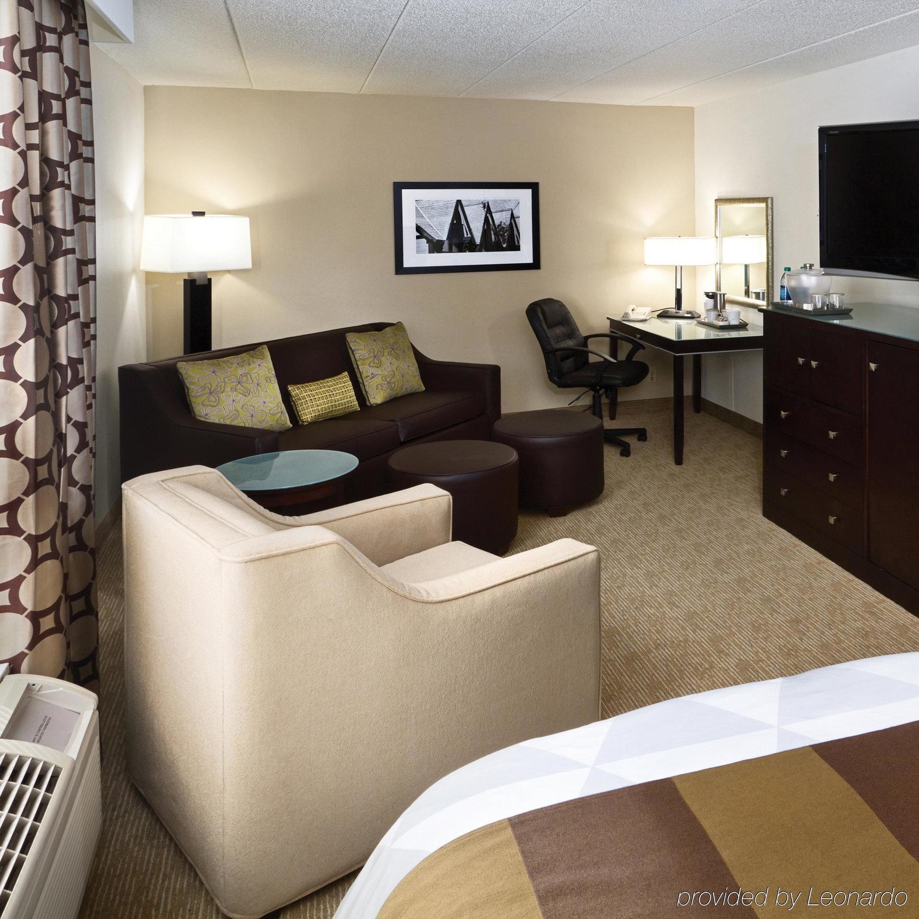 Radisson Hotel Bismarck  Szoba fotó