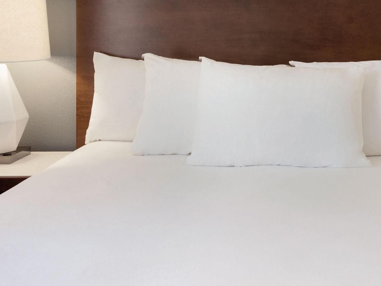 Radisson Hotel Bismarck  Kültér fotó